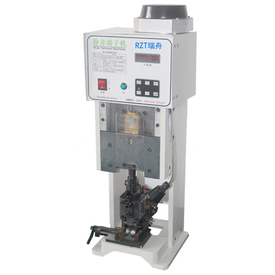 Máquina que prensa RZT ahorrador de tiempo - del terminal eléctrico modelo 002 1. 8KW