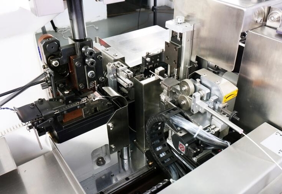 Garantía automática completa del año del tipo 1 de la máquina de la sola cabeza que prensa que suelda